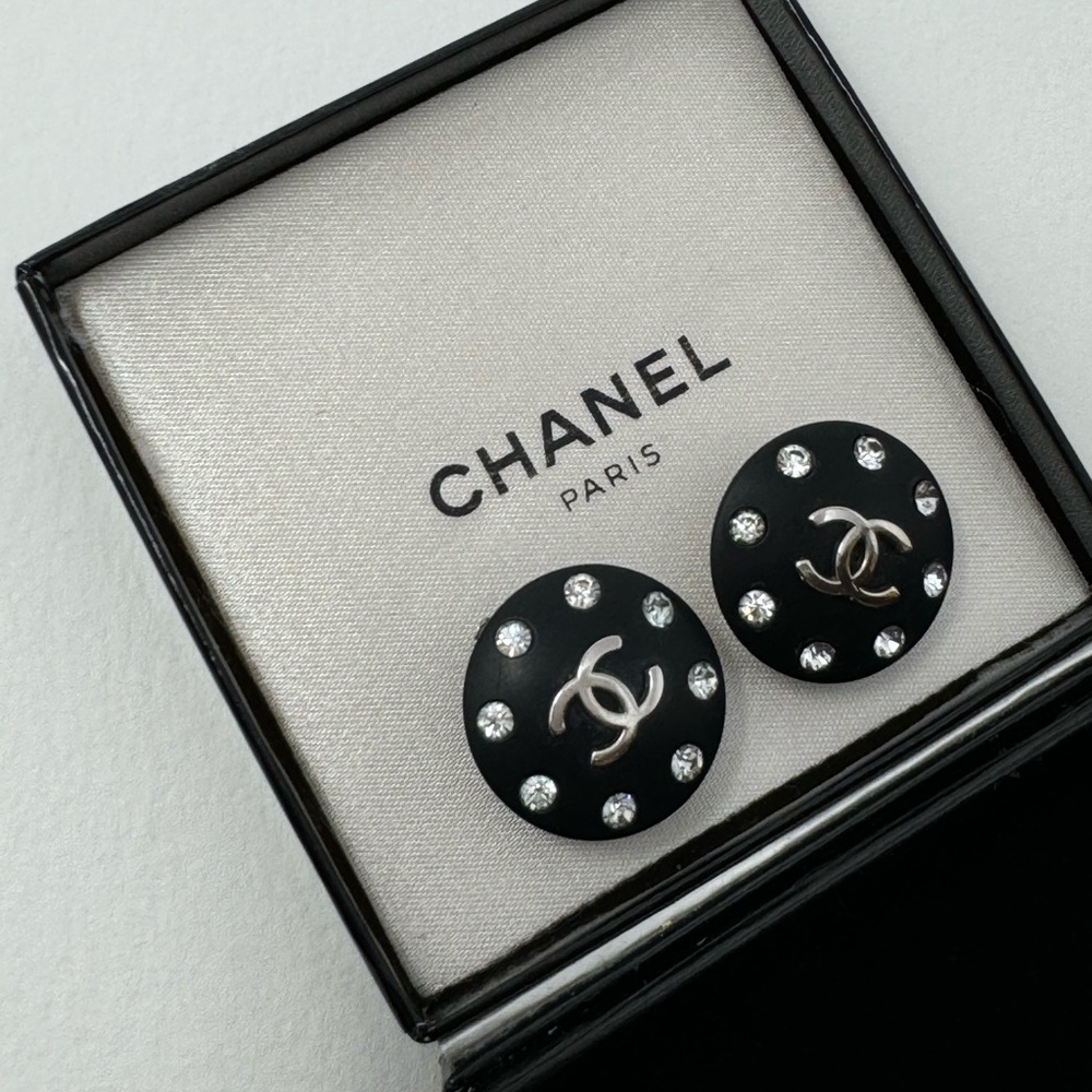 CHANEL vintage ear clips /earrings by Karl Lagerfeld year 1996 black